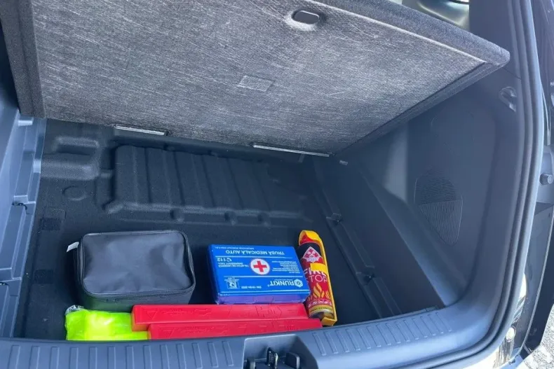 Geely Starray EM-i din 2025 cu 1 km - oferta GEE183135 - foto 11