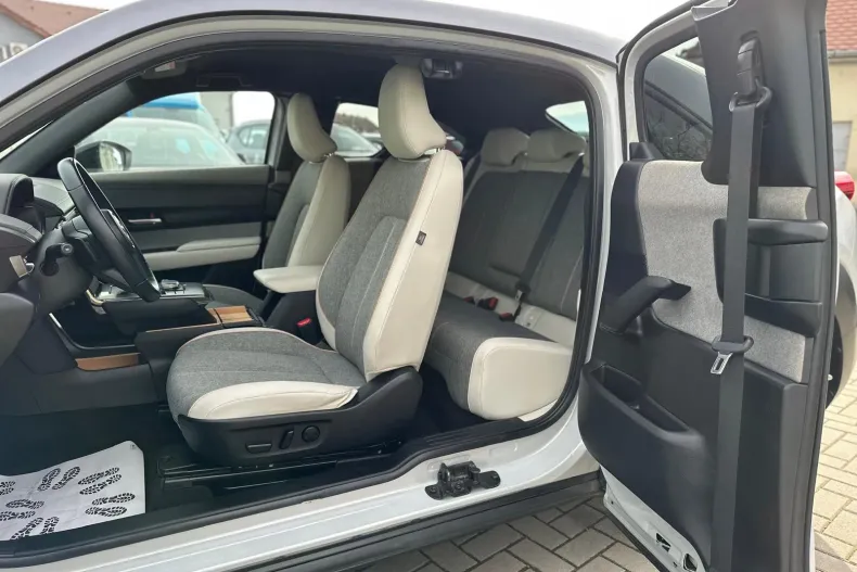 Mazda MX-3 din 2020 cu 72.732 km - oferta MAZ183139 - foto 7