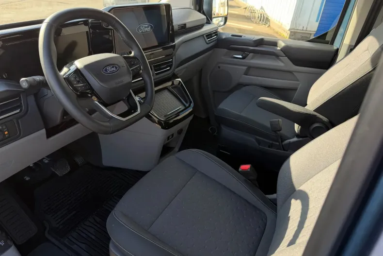 Ford Tourneo Custom din 2025 cu 1.000 km - oferta FOR183144 - foto 11