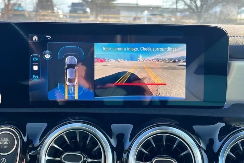 Mercedes-Benz CLA (Clasa CLA) din 2024 cu 14.964 km - oferta MER183146 - foto 22