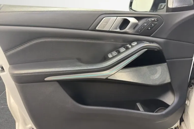 BMW X7 (Seria X) din 2020 cu 51.172 km - oferta BMW183155 - foto 16