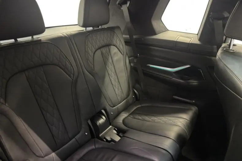 BMW X7 (Seria X) din 2020 cu 51.172 km - oferta BMW183155 - foto 20