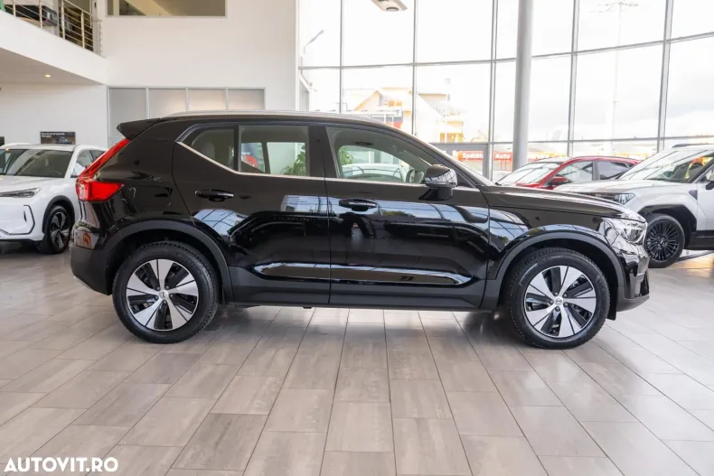 Volvo XC40 din 2022 cu 44.400 km - oferta VOL183160 - foto 8