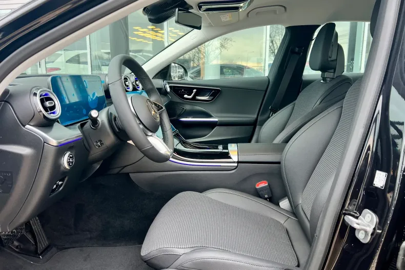 Mercedes-Benz C din 2025 cu 10 km - oferta MER183167 - foto 12