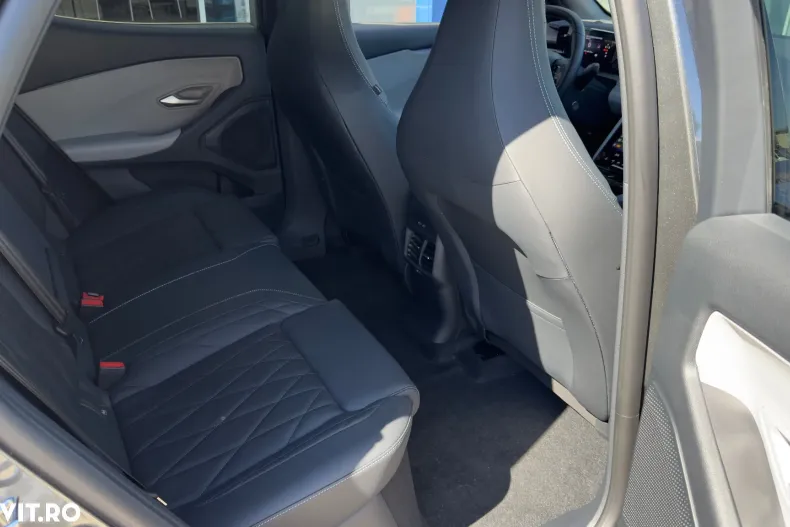 Ford Capri din 2025 cu 2 km - oferta FOR183170 - foto 6