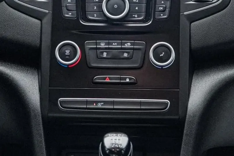 Renault Megane din 2023 cu 104.000 km - oferta REN183172 - foto 4