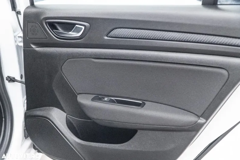 Renault Megane din 2023 cu 104.000 km - oferta REN183172 - foto 38