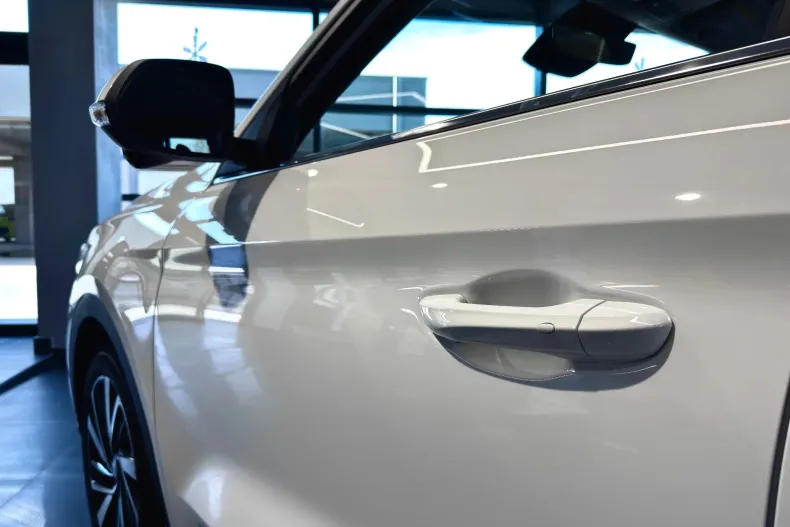 MG ZS HEV din 2025 cu 10 km - oferta MG0183180 - foto 3