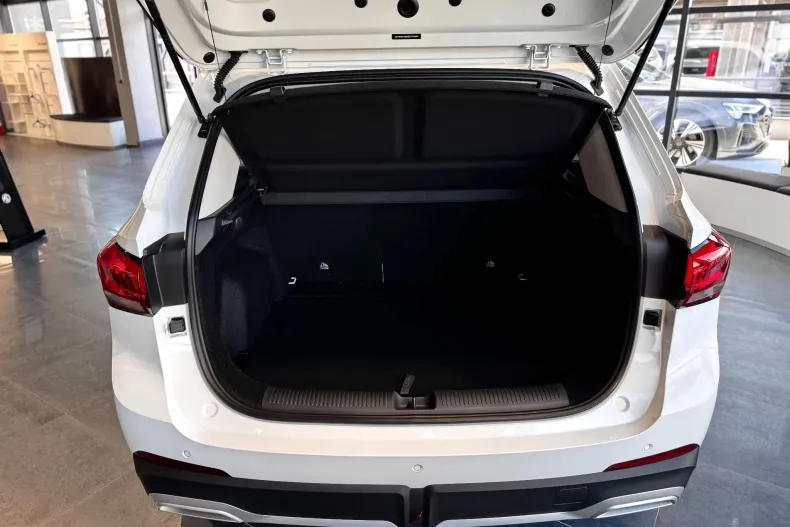 MG ZS HEV din 2025 cu 10 km - oferta MG0183180 - foto 17