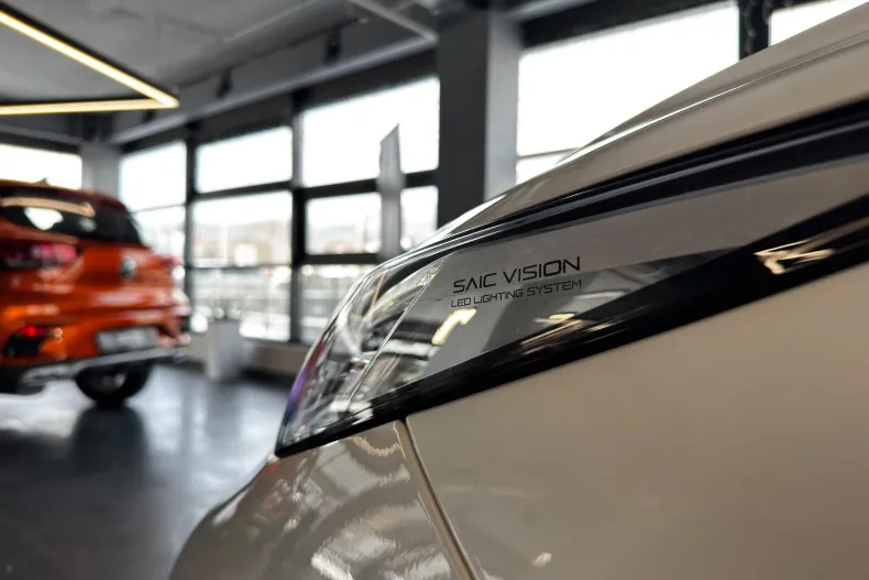 MG HS din 2025 cu 10 km - oferta MG0183181 - foto 3