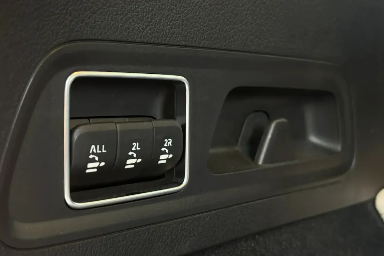 Mercedes-Benz GLS din 2023 cu 89.990 km - oferta MER183184 - foto 32