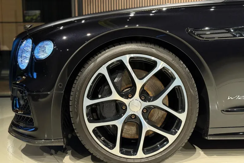 Bentley Flying Spur din 2020 cu 48.138 km - oferta BEN183186 - foto 14