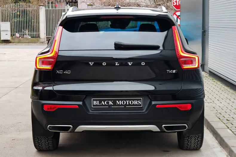 Volvo XC40 din 2020 cu 85.532 km - oferta VOL183187 - foto 7