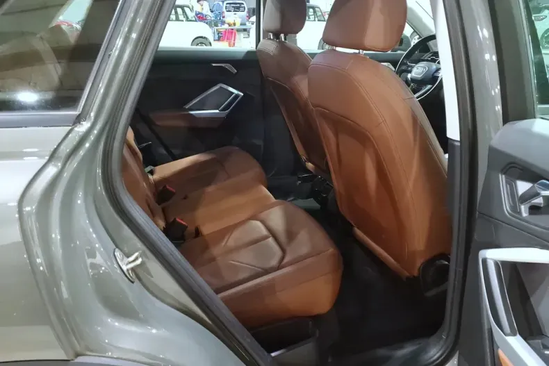 Audi Q3 din 2021 cu 142.426 km - oferta AUD183197 - foto 12