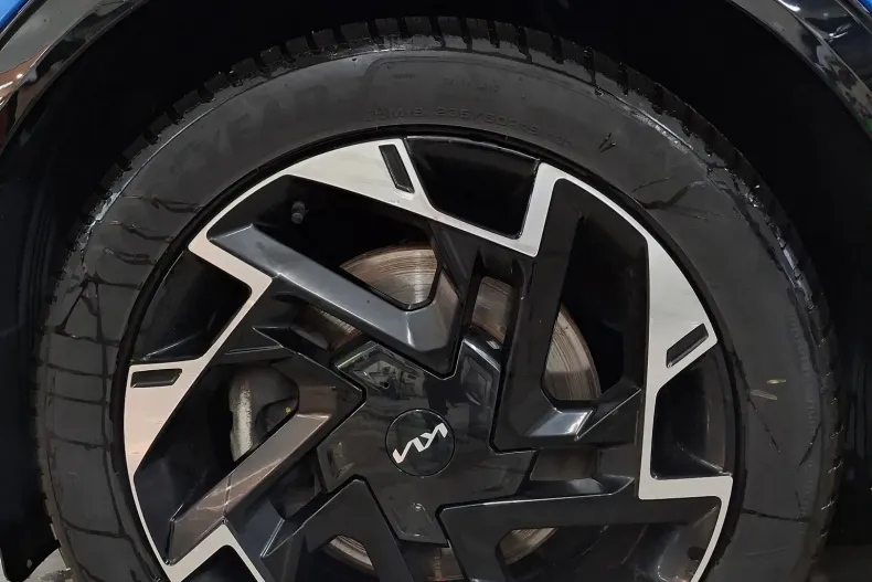 Kia Sportage din 2023 cu 70.948 km - oferta KIA183207 - foto 9