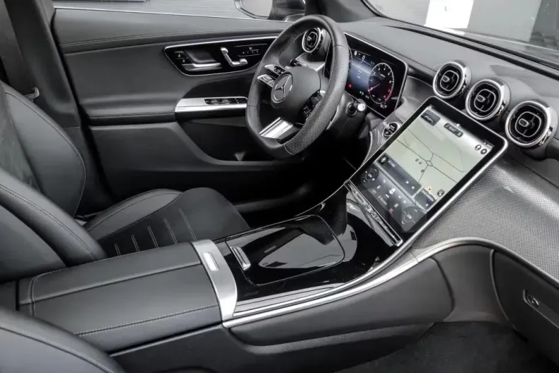 Mercedes-Benz GLC din 2024 cu 13.458 km - oferta MER183208 - foto 2