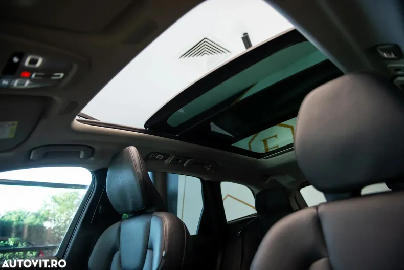 Volvo XC60 din 2021 cu 99.806 km - oferta VOL183211 - foto 16