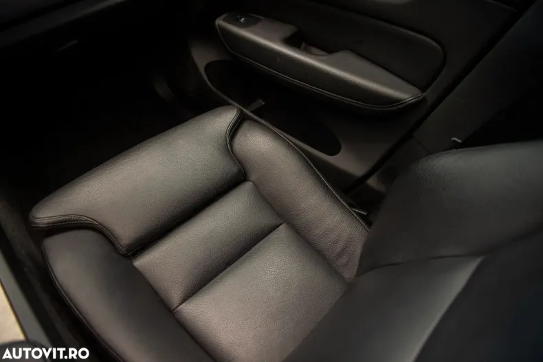 Volvo XC60 din 2021 cu 99.806 km - oferta VOL183211 - foto 26