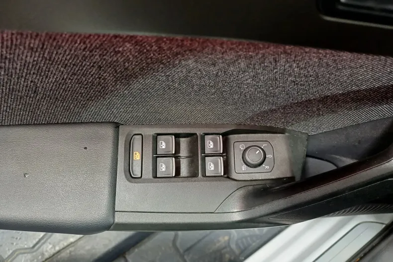 Seat Leon din 2023 cu 103.234 km - oferta SEA183212 - foto 8