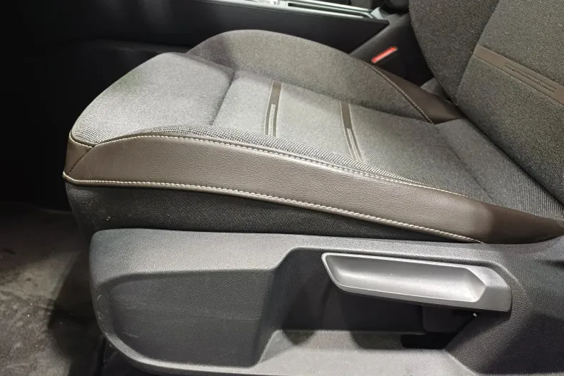 Seat Leon din 2023 cu 103.234 km - oferta SEA183212 - foto 9