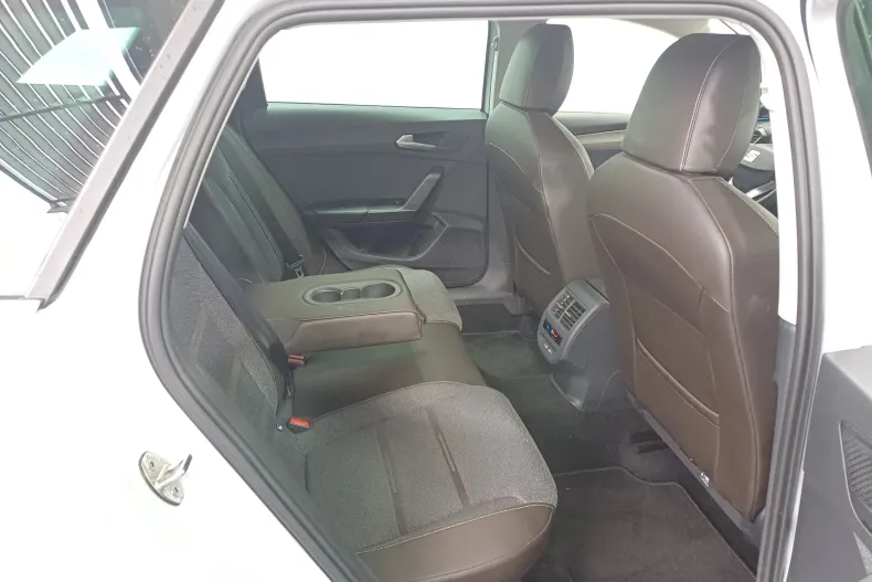 Seat Leon din 2023 cu 103.234 km - oferta SEA183212 - foto 34