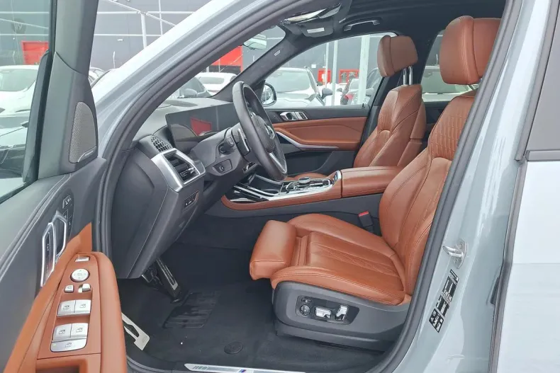 BMW X7 (Seria X) din 2023 cu 71.284 km - oferta BMW183214 - foto 15