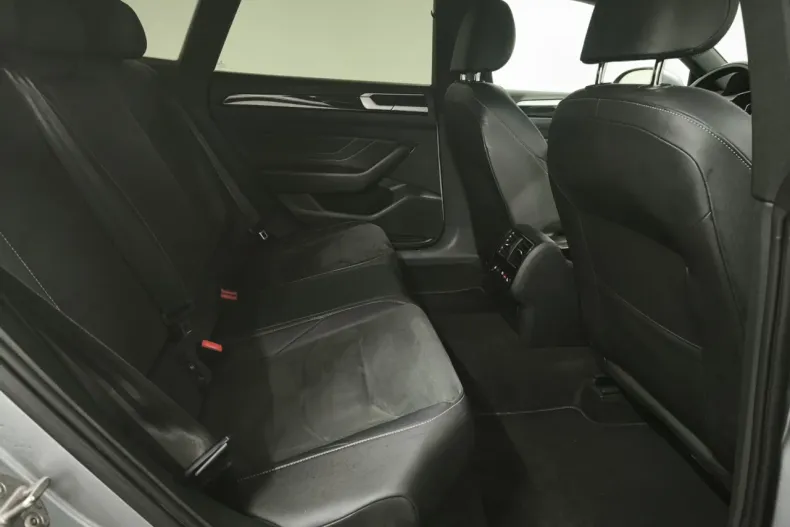 Volkswagen Arteon din 2021 cu 144.032 km - oferta VOL183217 - foto 11