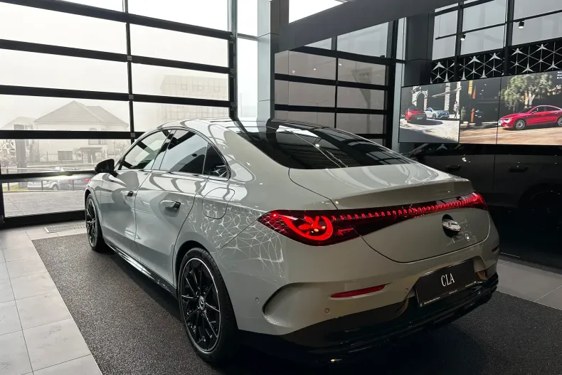 Mercedes-Benz CLA (Clasa CLA) din 2025 cu 18 km - oferta MER183228 - foto 6