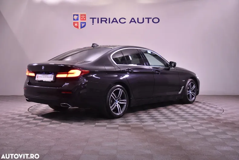 BMW Seria 5 din 2021 cu 100.426 km - oferta BMW183248 - foto 5