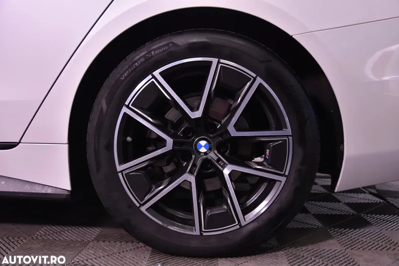 BMW Seria 4 din 2023 cu 68.477 km - oferta BMW183249 - foto 13