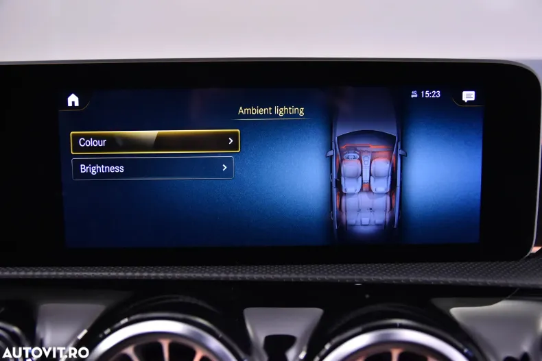 Mercedes-Benz A 35 AMG (Clasa A) din 2020 cu 64.513 km - oferta MER183343 - foto 22