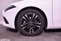 Mercedes-Benz A 200 (Clasa A) din 2024 cu 10.514 km - oferta MER183464 - foto 14