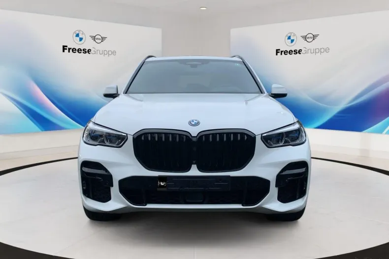 BMW X5 (Seria X) din 2022 cu 67.992 km - oferta BMW183503 - foto 2