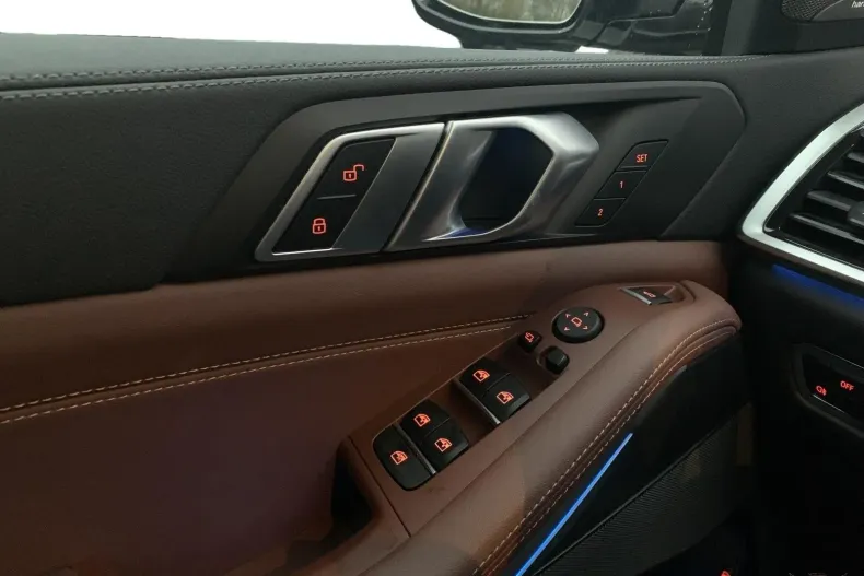 BMW X5 (Seria X) din 2022 cu 67.992 km - oferta BMW183503 - foto 14