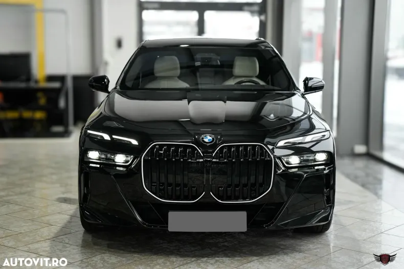 BMW Seria 7 din 2025 cu 35.655 km - oferta BMW183505 - foto 2