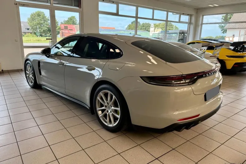 Porsche Panamera din 2022 cu 58.567 km - oferta POR183510 - foto 4