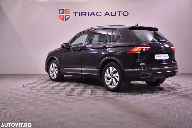 Volkswagen Tiguan din 2023 cu 75.340 km - oferta VOL183514 - foto 3