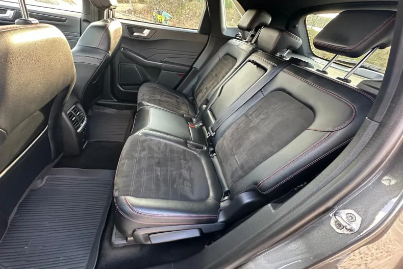 Ford Kuga din 2023 cu 108.000 km - oferta FOR183515 - foto 11