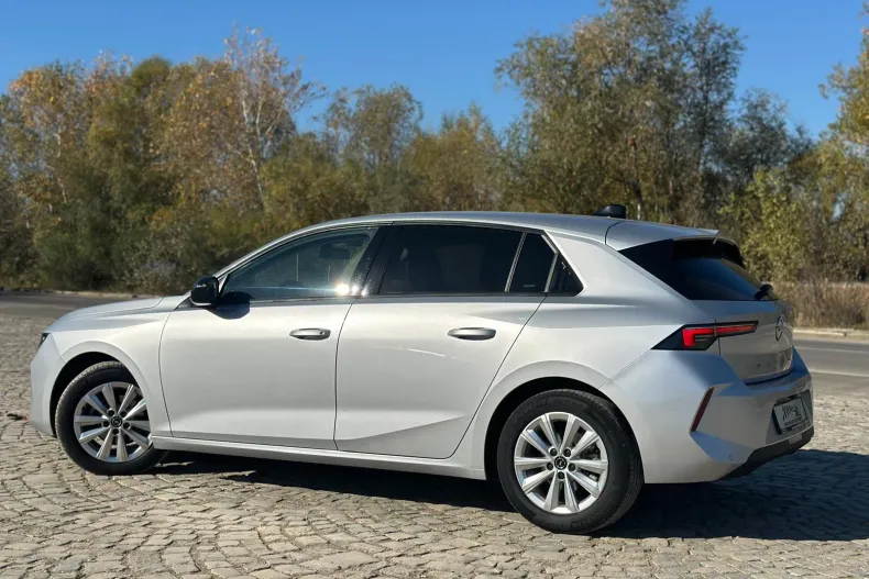 Opel Astra din 2023 cu 99.000 km - oferta OPE183516 - foto 4