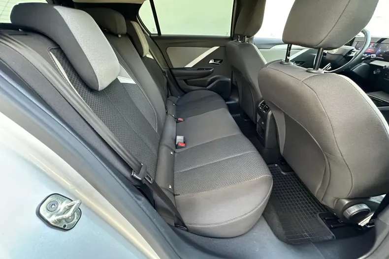 Opel Astra din 2023 cu 99.000 km - oferta OPE183516 - foto 10