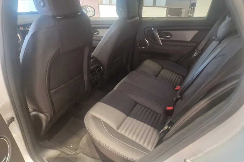 Land Rover Discovery Sport din 2025 cu 1.000 km - oferta LAN183568 - foto 2