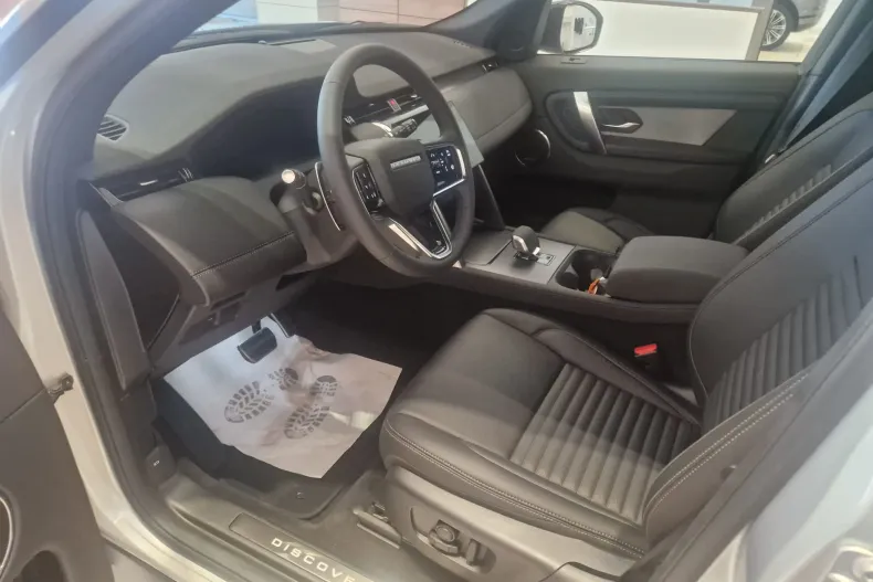 Land Rover Discovery Sport din 2025 cu 1.000 km - oferta LAN183568 - foto 4