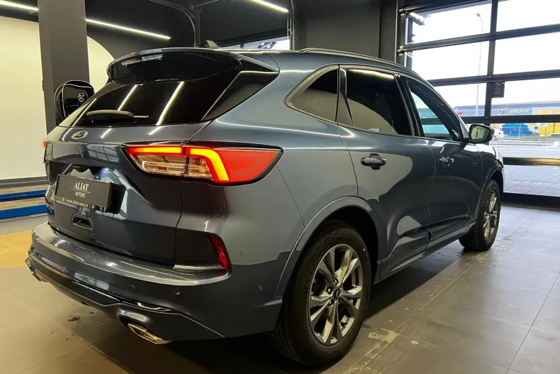 Ford Kuga din 2021 cu 36.508 km - oferta FOR183572 - foto 3