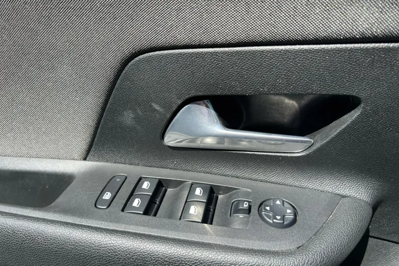 Opel Mokka din 2021 cu 63.060 km - oferta OPE183573 - foto 18