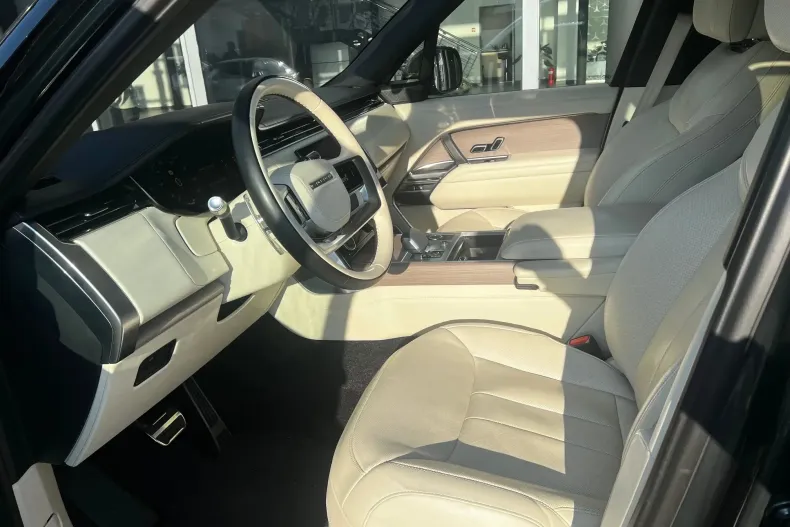 Land Rover Range Rover din 2022 cu 63.500 km - oferta LAN183574 - foto 7