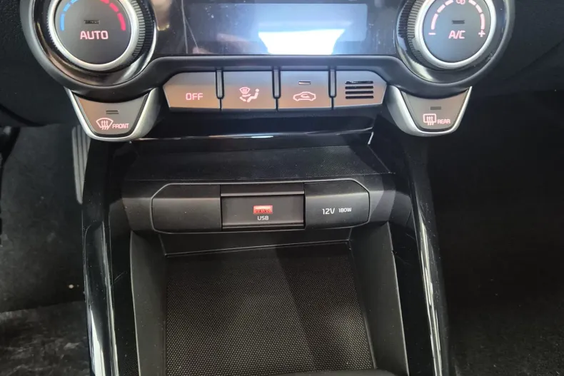 Kia Stonic din 2025 cu 2 km - oferta KIA183575 - foto 11