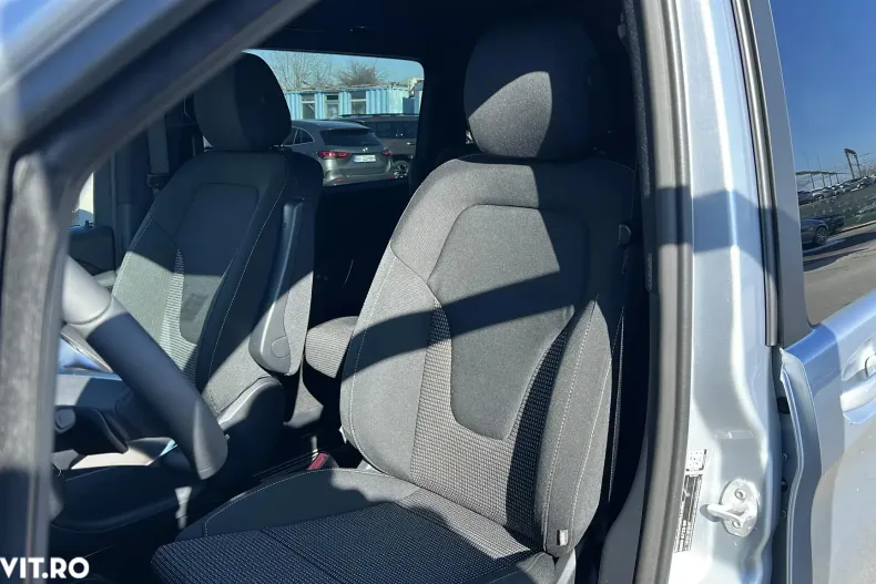 Mercedes-Benz V din 2025 cu 3.000 km - oferta MER183576 - foto 12