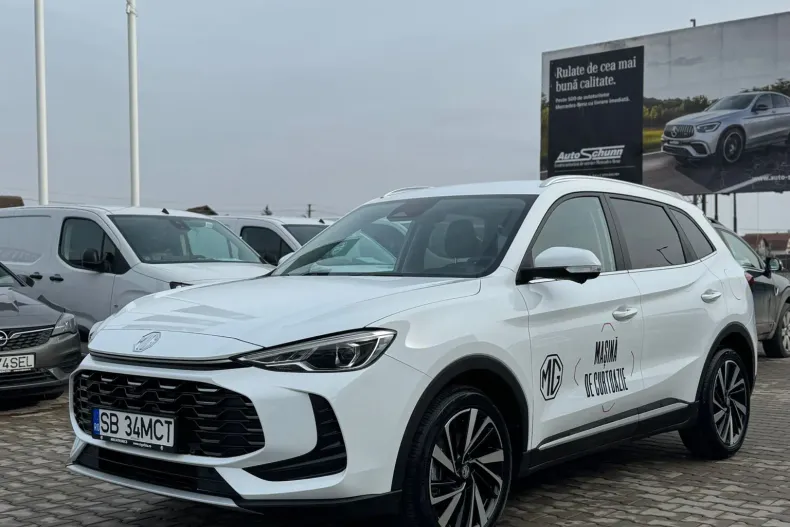 MG ZS HEV din 2025 cu 11.000 km - oferta MG0183581 - foto 2