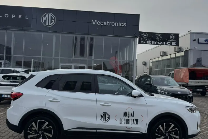 MG ZS HEV din 2025 cu 11.000 km - oferta MG0183581 - foto 5