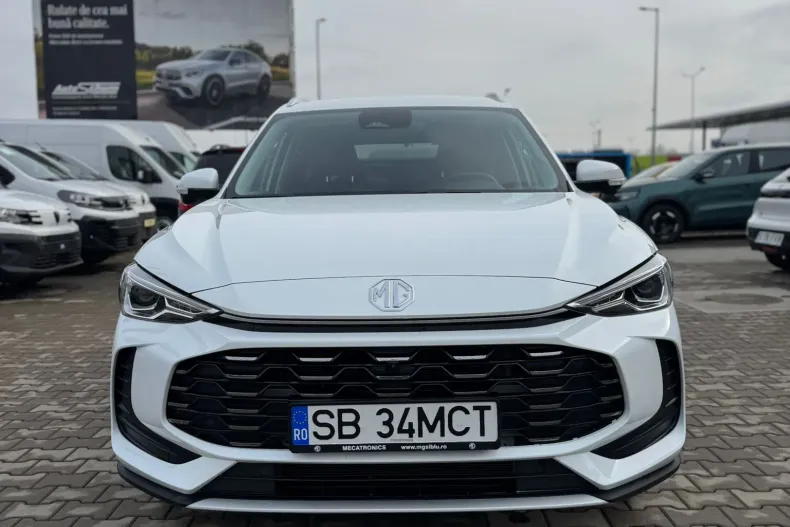 MG ZS HEV din 2025 cu 11.000 km - oferta MG0183581 - foto 6